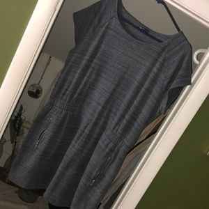 Short sleeve stretchy dress